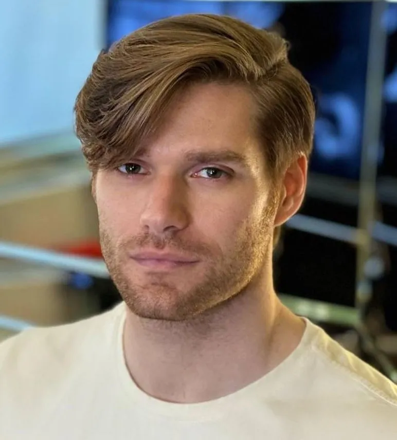 Long Fringes with Low Taper Fade