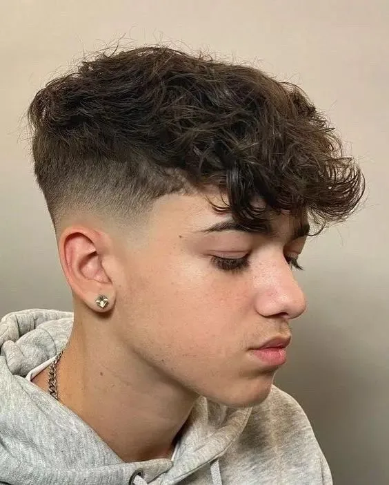 Wispy Fringe with Hair Taper Fade