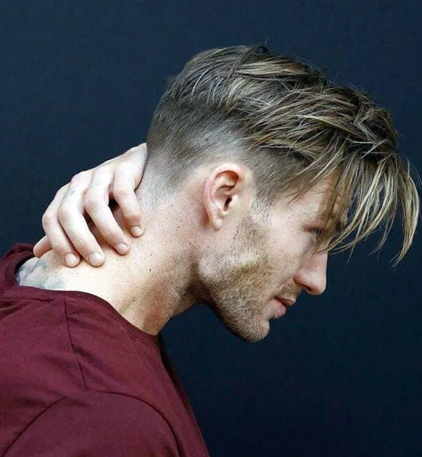 Middle Part Taper Fade Haircut Men (Everyday Style)