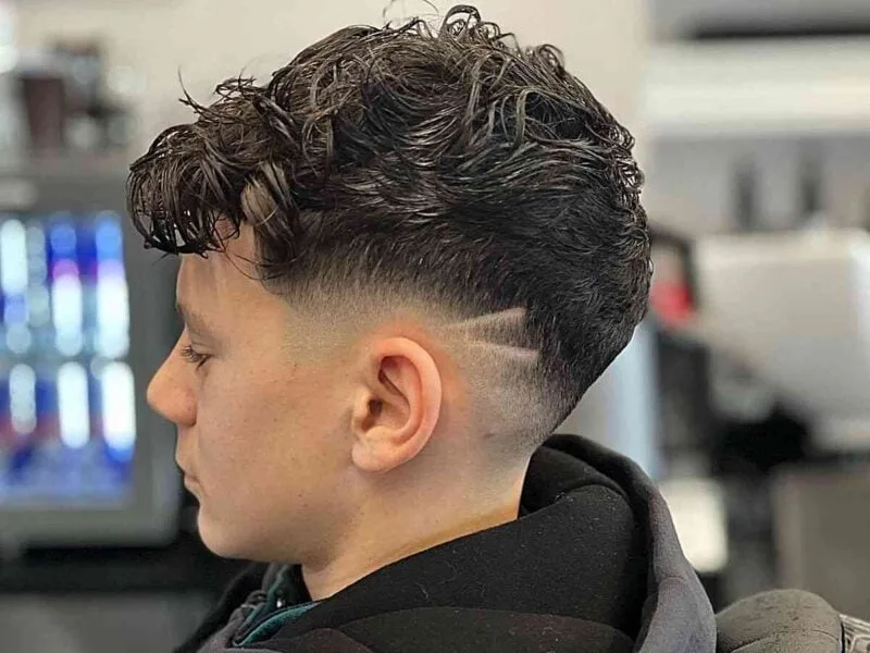 Wavy Textured Fringe with Low Fade