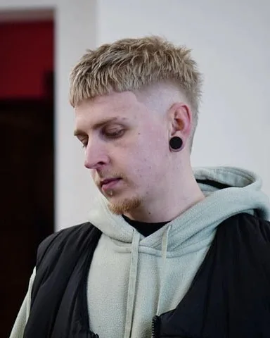 Textured Crop with Burst Fade